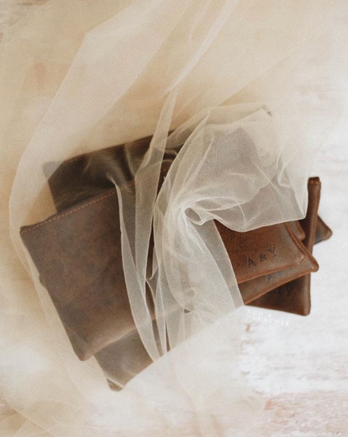 Achin & Yoma Simple Pouch by Yuo And Leather - 002 Achin & Yoma Simple Pouch by Yuo And Leather - 002