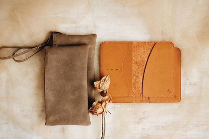 Anton & Gladys Simple Pouch and Passport Case by Yuo And Leather - 001 Anton & Gladys Simple Pouch and Passport Case by Yuo And Leather - 001