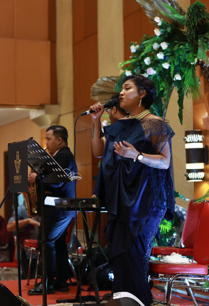 Jazz Wedding Entertainment at Auditorium PTIK Jakarta by PUSPITA SAWARGI (wedding and catering service) - 009