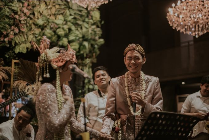 The wedding of Sheilla & Hafiz by RIDWAN SAKHI - 006