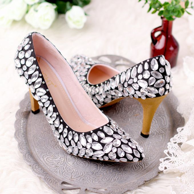Sepatu Pointed Stellar Hitam - Wedding Shoes - Sepatu Pengantin untuk pernikahan by Slight by SLIGHT SHOES OFFICIAL SHOP - 001 Sepatu Pointed Stellar Hitam - Wedding Shoes - Sepatu Pengantin untuk pernikahan by Slight by SLIGHT SHOES OFFICIAL SHOP - 001