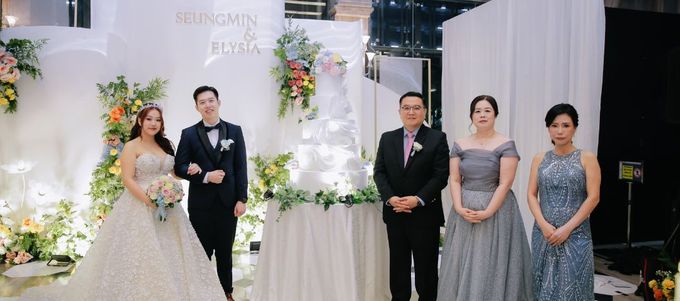 Seungmin & Elysia by JEVAHRE ENTERPRISE - 010