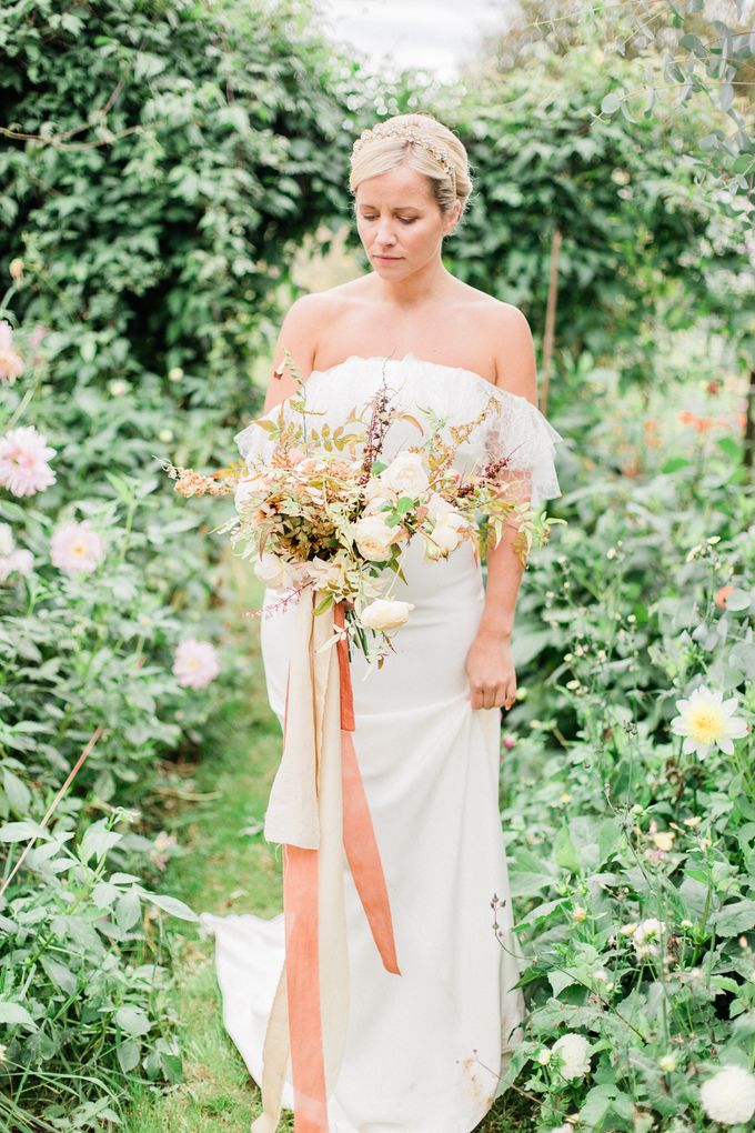 Rustic Farmyard Wedding by Seyi + Rochelle Photography - 003 Rustic Farmyard Wedding by Seyi + Rochelle Photography - 003