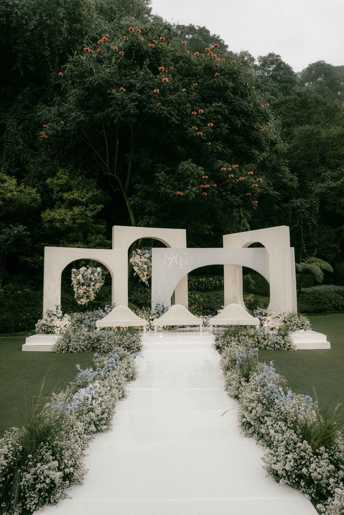 Sarah & Geordy Wedding Decoration at Gedong Putih by Valentine Wedding Decoration - 021 Sarah & Geordy Wedding Decoration at Gedong Putih by Valentine Wedding Decoration - 021