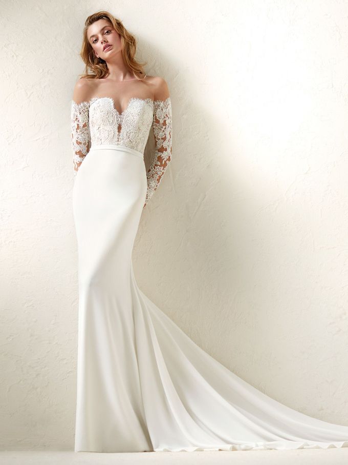 Pronovias by DESIGNER BRIDAL ROOM - 029 Pronovias by DESIGNER BRIDAL ROOM - 029