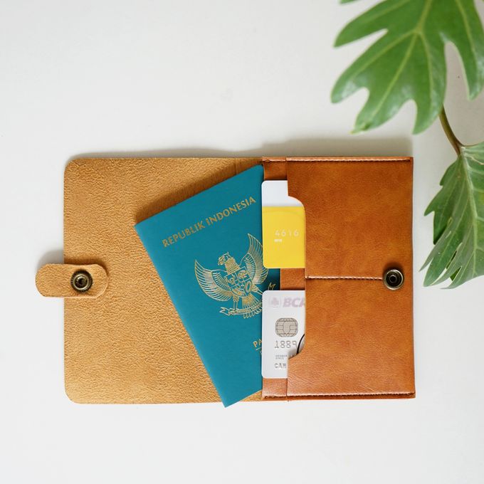 PASSPORT CASE by Signore Gift - 002 PASSPORT CASE by Signore Gift - 002
