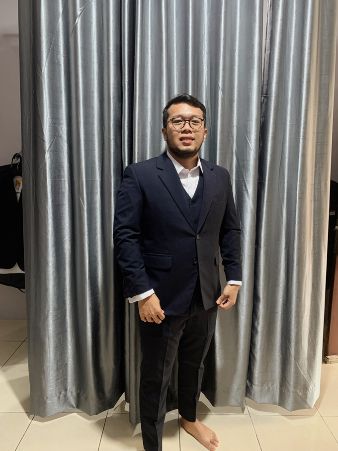 Mr. Michael’s Handstitching Wool Suit Wedding Suit by Sikamba Textile & Tailor - 004 Mr. Michael’s Handstitching Wool Suit Wedding Suit by Sikamba Textile & Tailor - 004