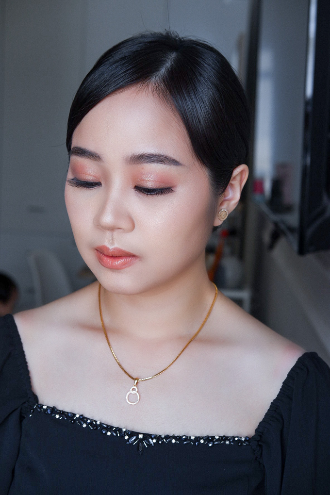 Sister of bride by Silvia Melinda Professional Make Up Artist - 002