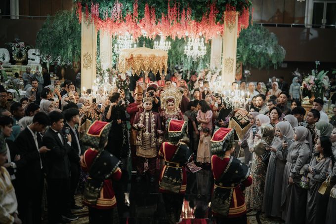 THE WEDDING OF SAGITA & DEPIANSYAH by NOIRE - 004 THE WEDDING OF SAGITA & DEPIANSYAH by NOIRE - 004