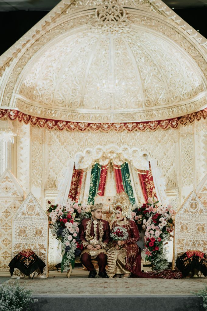 THE WEDDING OF SAGITA & DEPIANSYAH by NOIRE - 006 THE WEDDING OF SAGITA & DEPIANSYAH by NOIRE - 006