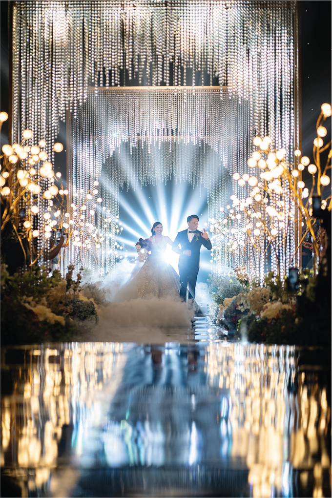 Edo & Maria Wedding Decoration at Intercontinental Ballroom by Valentine Wedding Decoration - 013