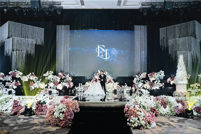 Edo & Maria Wedding Decoration at Intercontinental Ballroom by Valentine Wedding Decoration - 042