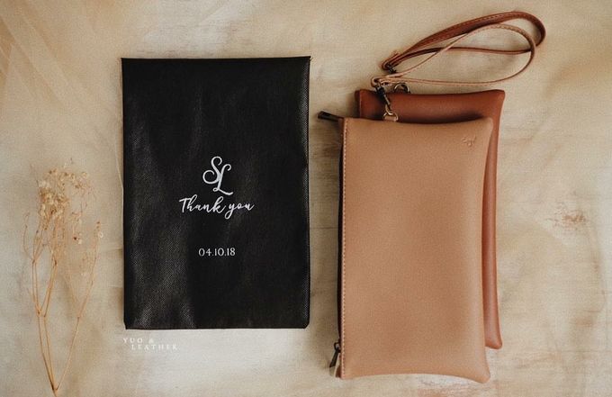 Sarto And Linda Pouch by Yuo And Leather - 001 Sarto And Linda Pouch by Yuo And Leather - 001
