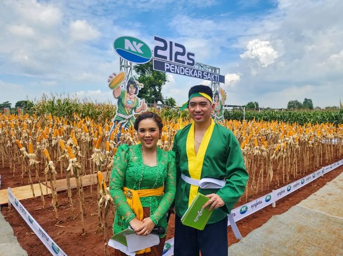 Grand Launching Benih Jagung Syngenta Indonesia NK 212 by Aldo Adela MC & Magician - 003 Grand Launching Benih Jagung Syngenta Indonesia NK 212 by Aldo Adela MC & Magician - 003