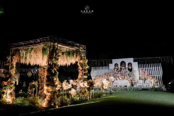 THE WEDDING OF  SHERINA & RAFLI by Decor Everywhere - 006