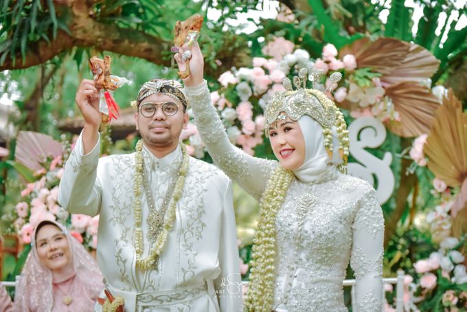 Wedding Innes & Satria by Devartfilm Photography - 003 Wedding Innes & Satria by Devartfilm Photography - 003