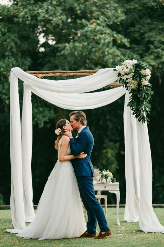 Sophisticated Jungle Wedding by Bloomz - 008 Sophisticated Jungle Wedding by Bloomz - 008
