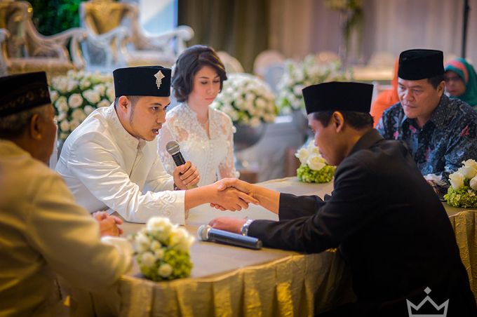 CYNTHIA AND ANDIKA WEDDING AT NOVOTEL HOTEL BALIKPAPAN WEDDING by DES ISKANDAR - 003 CYNTHIA AND ANDIKA WEDDING AT NOVOTEL HOTEL BALIKPAPAN WEDDING by DES ISKANDAR - 003