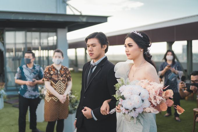 Exclusive Bridal Wedding Package Luminor Sidoarjo by darihati.organizer - 002 Exclusive Bridal Wedding Package Luminor Sidoarjo by darihati.organizer - 002