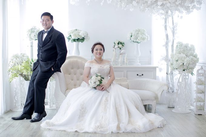 Prewedding Indoor Jakarta Suwandi & Jennifer by The Bridea - 003 Prewedding Indoor Jakarta Suwandi & Jennifer by The Bridea - 003