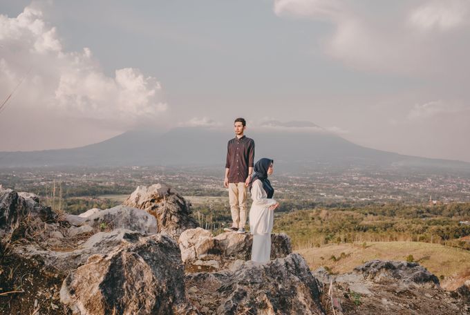 PRE WEDDING BY FRIENDINFRAME by FriendinFrame Photo - 021 PRE WEDDING BY FRIENDINFRAME by FriendinFrame Photo - 021