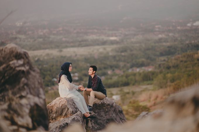 PRE WEDDING BY FRIENDINFRAME by FriendinFrame Photo - 026