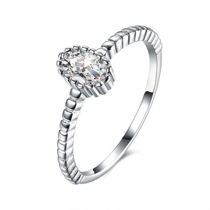 Tiaria Custom Engagement Ring 43 Perhiasan Cincin Tunangan Emas dan