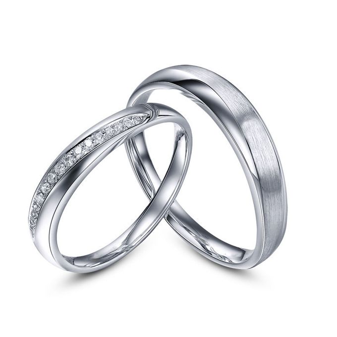 Tiaria Sworn and Oath Diamond Ring Perhiasan Cincin Pernikahan Emas dan Berlian by TIARIA - 001 Tiaria Sworn and Oath Diamond Ring Perhiasan Cincin Pernikahan Emas dan Berlian by TIARIA - 001