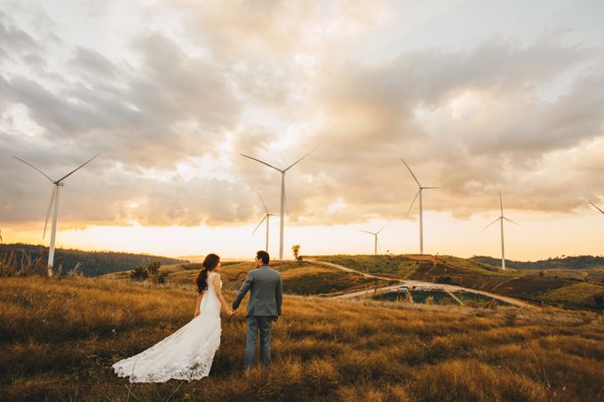 Up to the Hill Prewedding session by Kanvela - 018