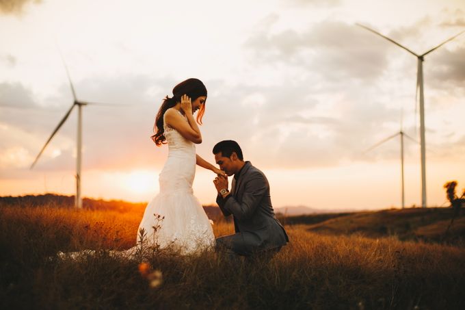 Up to the Hill Prewedding session by Kanvela - 024