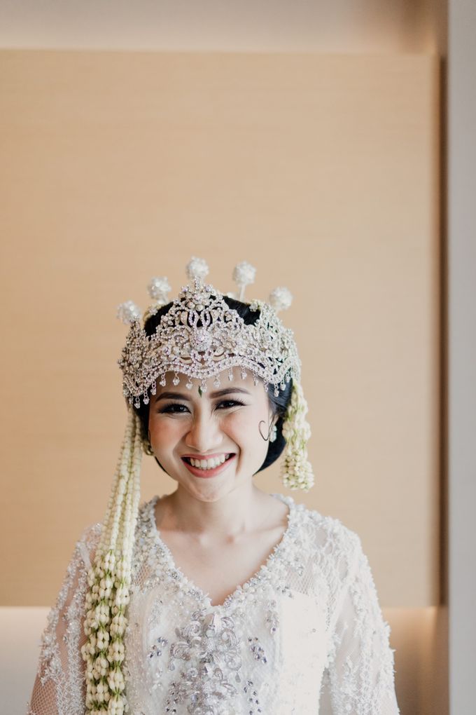 Tania & Irfan Wedding at JS Luwansa Hotel Jakarta by AKSA Creative - 007 Tania & Irfan Wedding at JS Luwansa Hotel Jakarta by AKSA Creative - 007