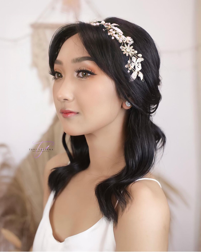 GlamGasmLook for Bride Yoshi by Tari Yuliana Makeup Hair - 006