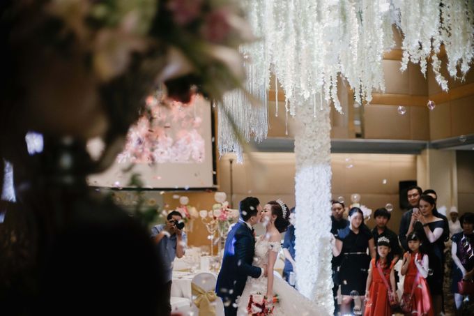 TOMMY & DEVITA Wedding by AMITIE Bridal Accessories - 001