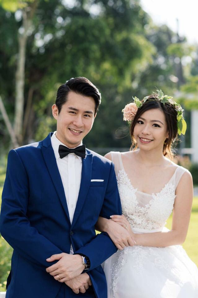 Grace and Johan - Yoga themed pre-wedding shoot by Liz Florals - 002 Grace and Johan - Yoga themed pre-wedding shoot by Liz Florals - 002