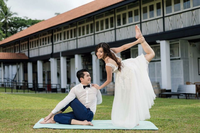 Grace and Johan - Yoga themed pre-wedding shoot by Liz Florals - 004