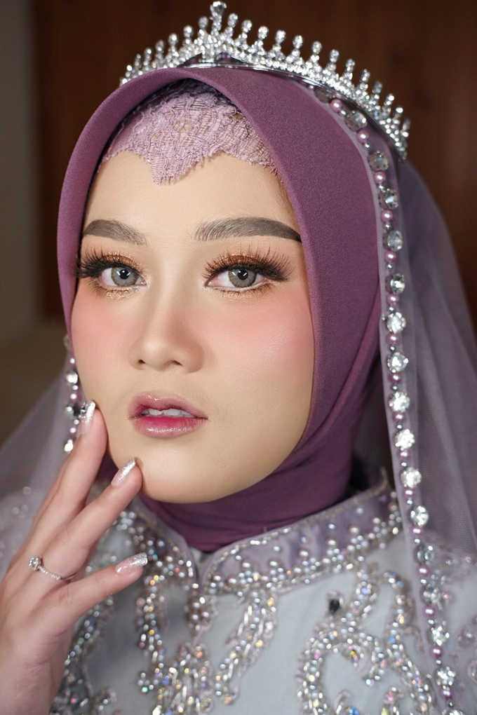 WEDDING MAKEUP & GALLERY by Tenni Yutanti Wedding Gallery - 018 WEDDING MAKEUP & GALLERY by Tenni Yutanti Wedding Gallery - 018
