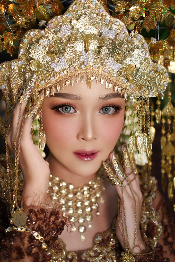 WEDDING MAKEUP & GALLERY by Tenni Yutanti Wedding Gallery - 022 WEDDING MAKEUP & GALLERY by Tenni Yutanti Wedding Gallery - 022
