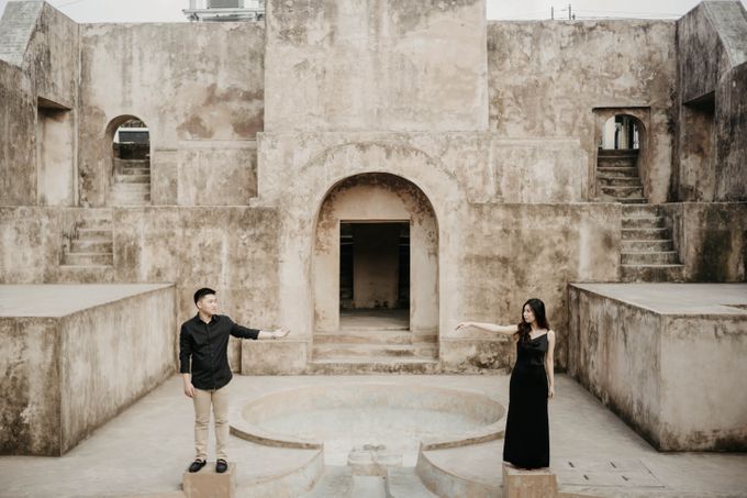 Engagement Session Of Wirya & Mega by Nocture - 001