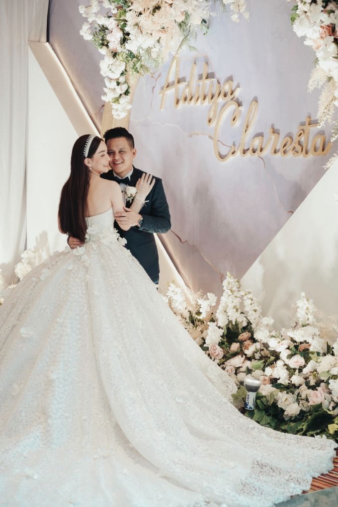 Adit & Tata Wedding at Hilton by PRIDE Organizer - 027 Adit & Tata Wedding at Hilton by PRIDE Organizer - 027