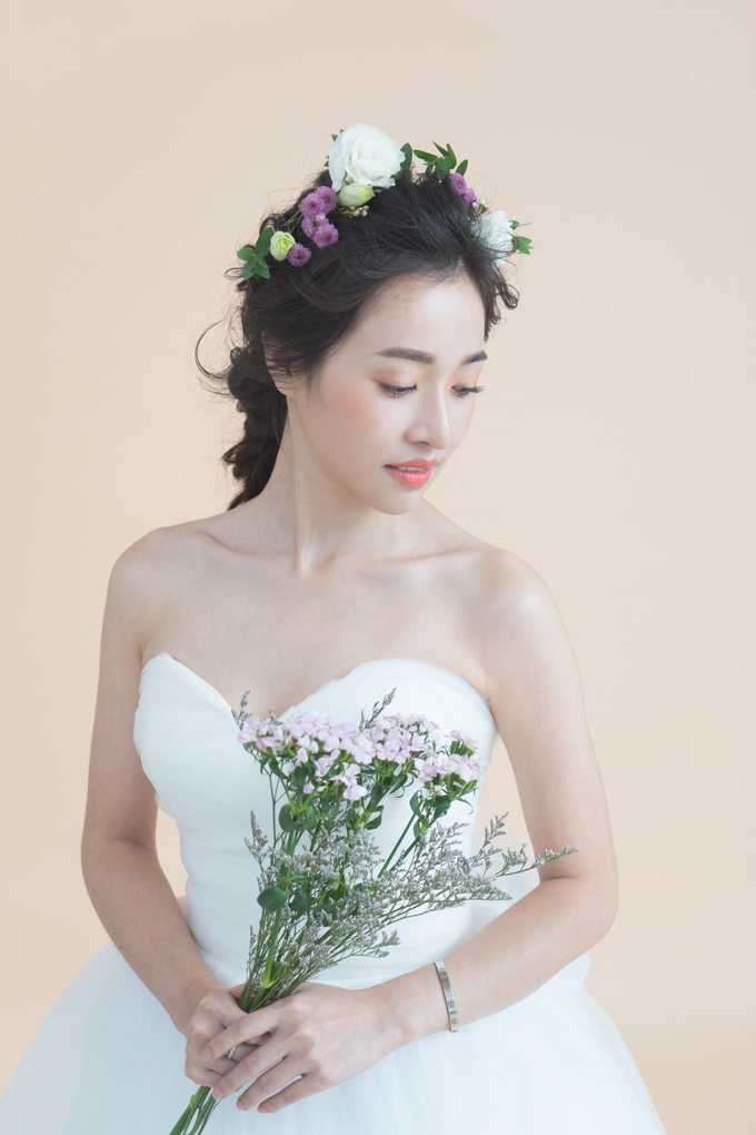 Floral style shoot by The Glow BeautyBar - 005