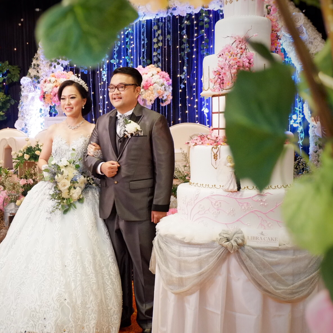 Sky Hall Ballroom (Adit & Melissa Wedding) by The Red Carpet Entertainment - 014