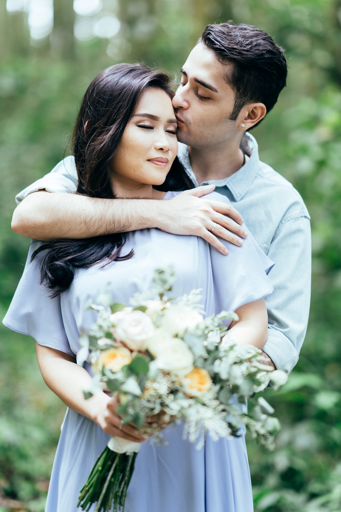 The Pre-wedding of Reza & Cintya by Lis Make Up - 011