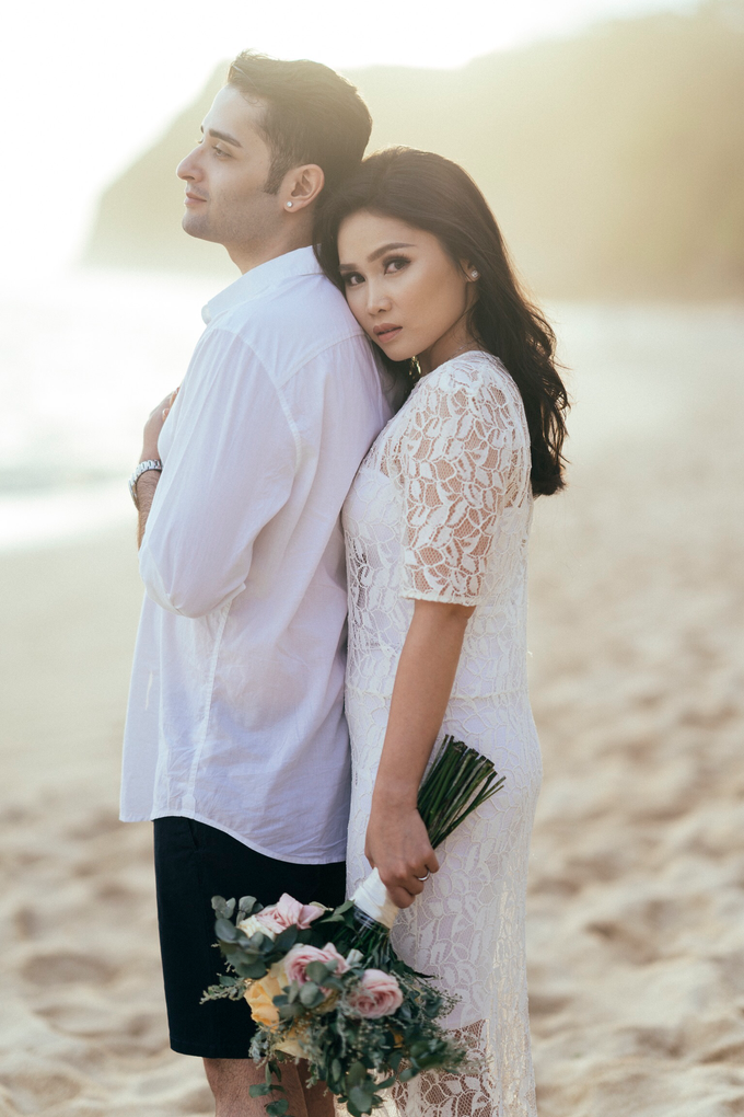 The Pre-wedding of Reza & Cintya by Lis Make Up - 019