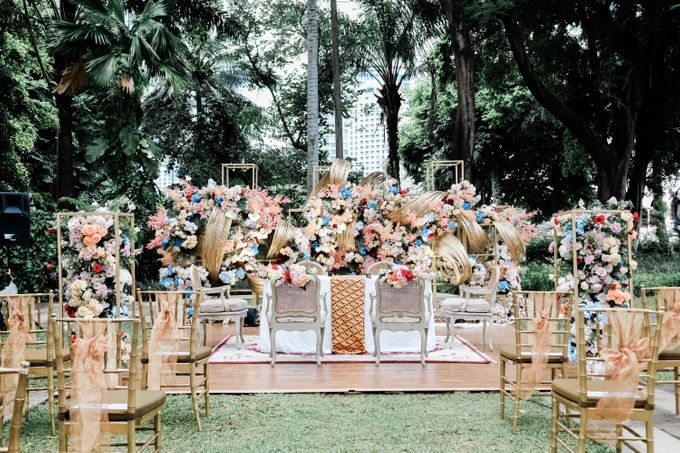 Nadine & Rivan's Intimate Celebration in Sundanes Theme by The Serenade Organizer - 005