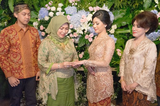 Enggagement Adria Krisna by theSerenade Organizer - 010 Enggagement Adria Krisna by theSerenade Organizer - 010