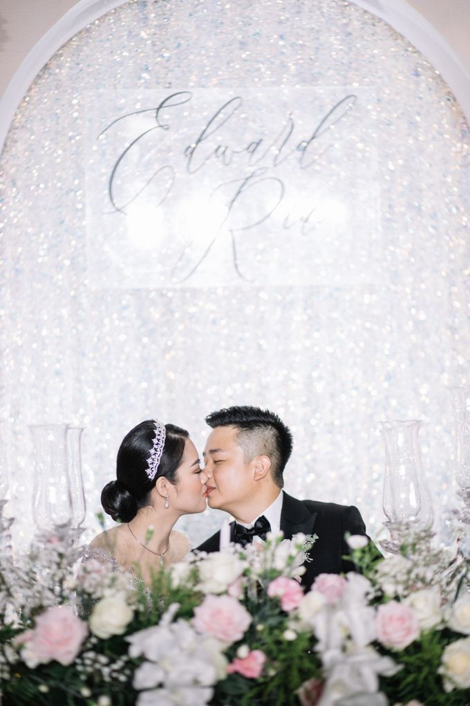 Edward & Ria Wedding Decoration at Graha Asia by Valentine Wedding Decoration - 002