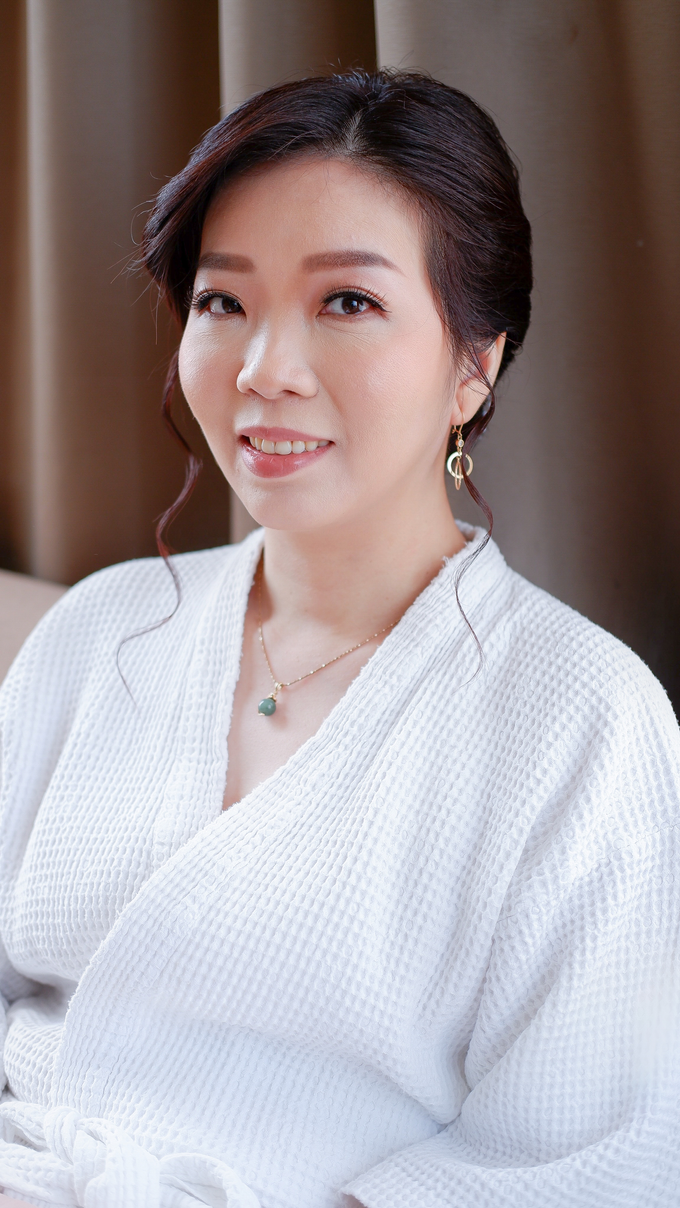 MS. JENNY by Theresia Feegy MUA - 001 MS. JENNY by Theresia Feegy MUA - 001