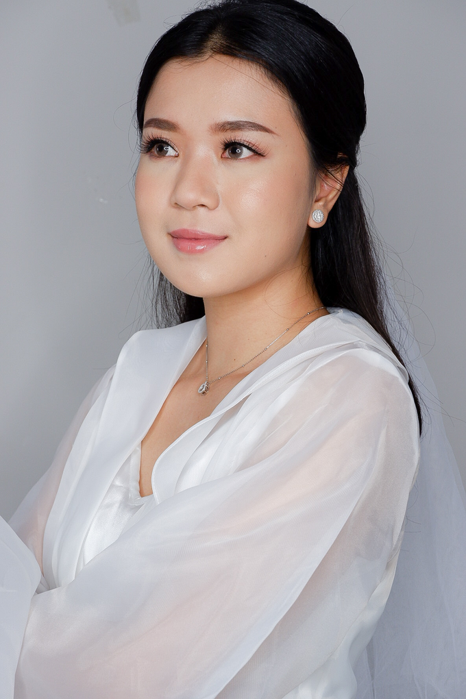 MS. INDAH by Theresia Feegy MUA - 002 MS. INDAH by Theresia Feegy MUA - 002