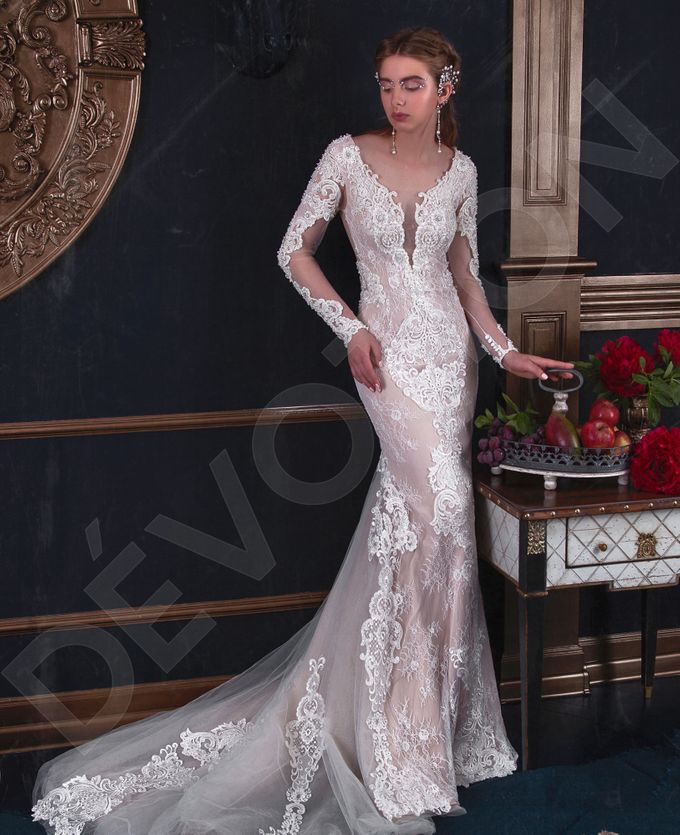 Luxury Trumpet Mermaid silhouette Verania wedding dress by DevotionDresses - 004 Luxury Trumpet Mermaid silhouette Verania wedding dress by DevotionDresses - 004