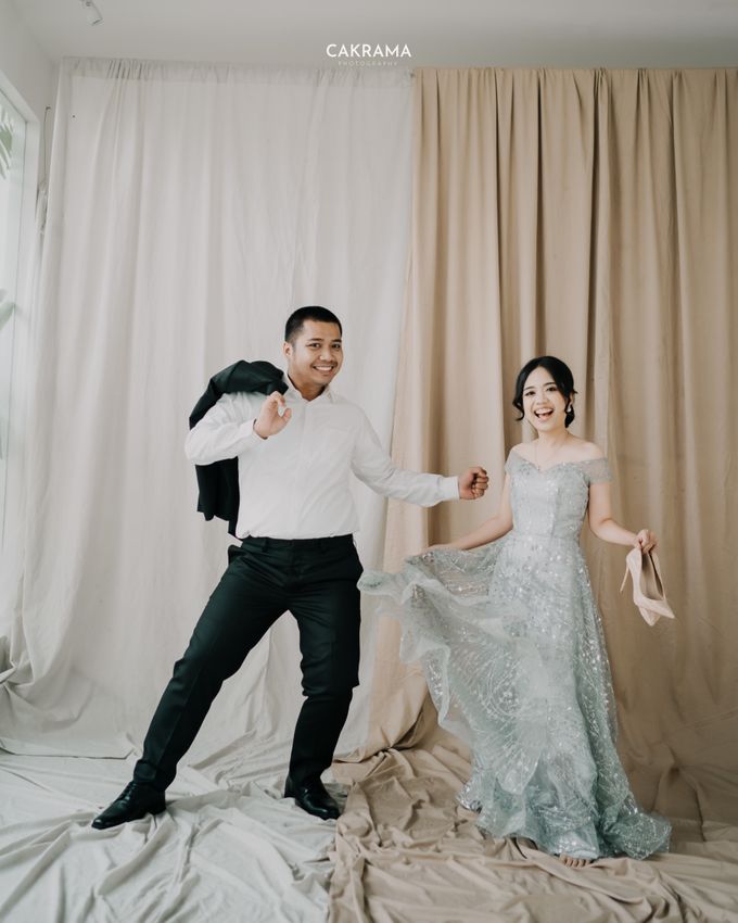 Prewedding Photoshoot Sabar & Tiara by Nike Makeup & Hairdo - 007 Prewedding Photoshoot Sabar & Tiara by Nike Makeup & Hairdo - 007